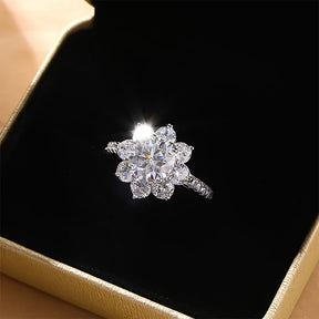 Eternal Bloom Moissanite Sunflower Ring