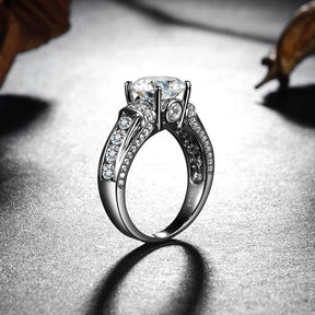 Eternal Brilliance - Moissanite Sparkle Ring